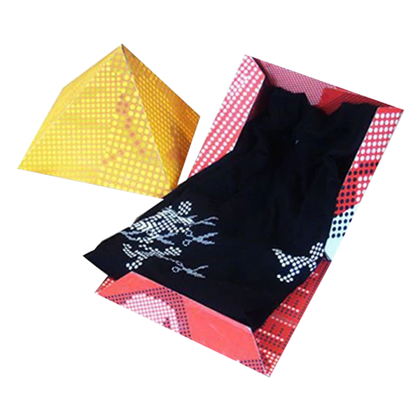 Custom Printed Pyramid Boxes